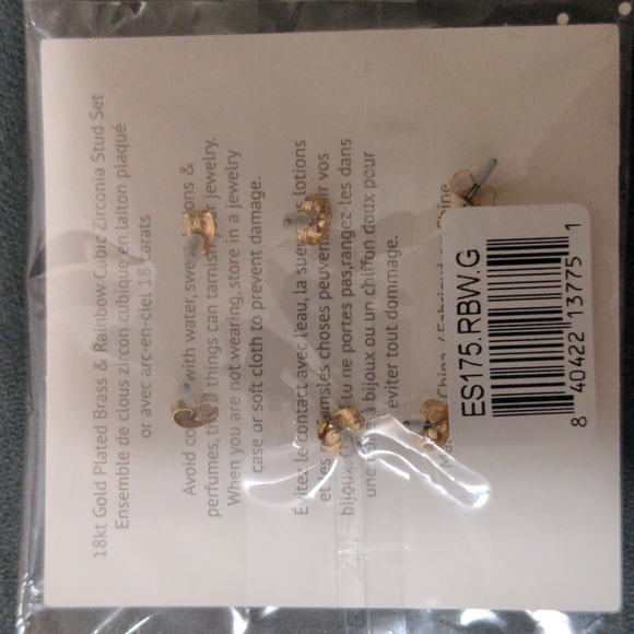 CELESTIAL RAINBOW CRYSTAL & 18K GOLD PLATED STUD SET - Picture 2 of 2